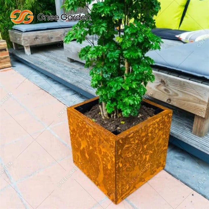 Corten Steel Metal Rusty Flowerpot