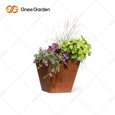 קופסת עציצים בהזמנה אישית. אדניות פלדה קורטן